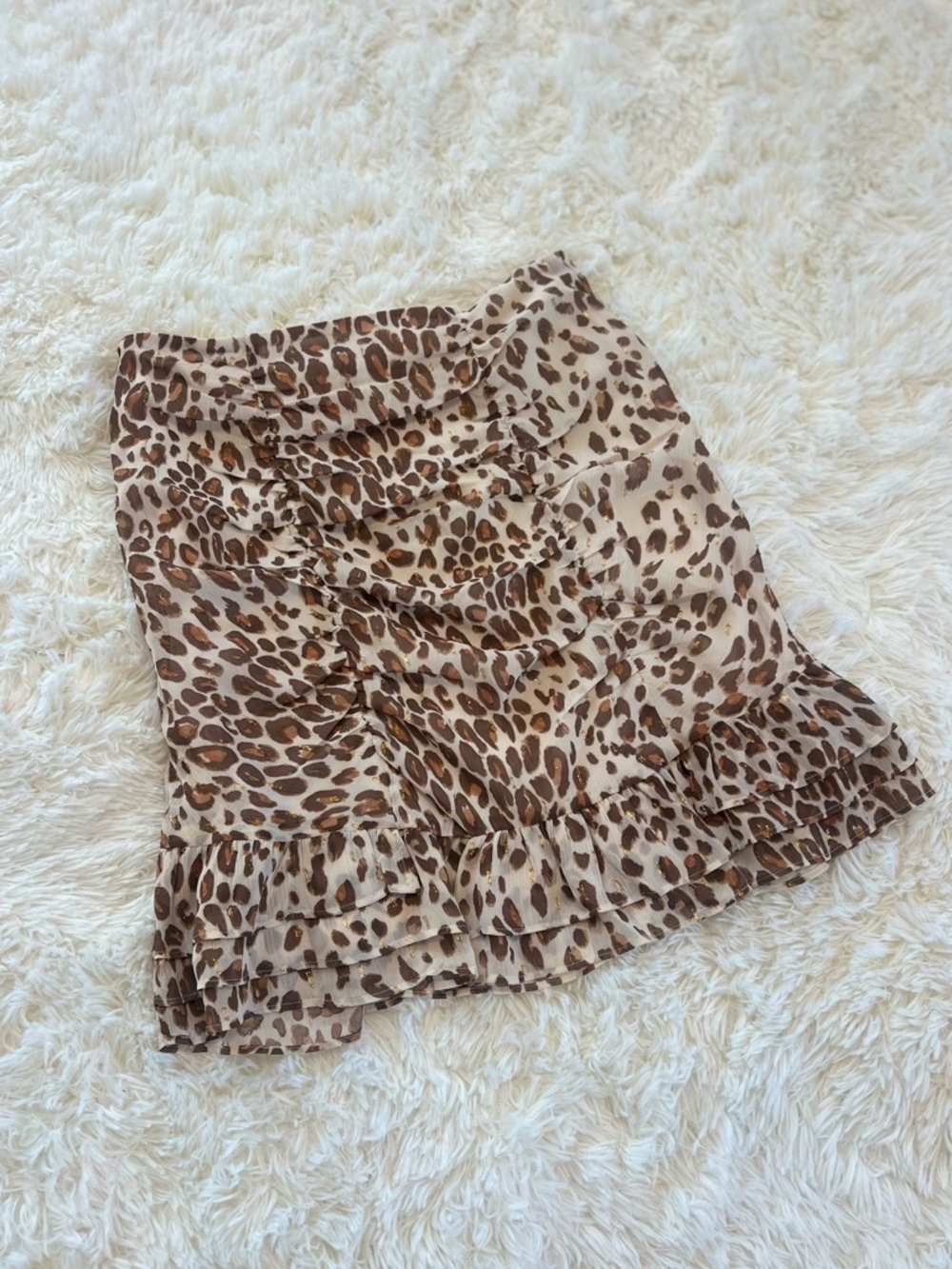 Express Ruched Mini Skirt - Picture 5 of 7
